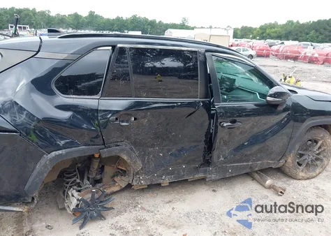 2020 Toyota Rav4 Xle z USA, uszkodzony, nr VIN 2T3P1RFV5LW128303